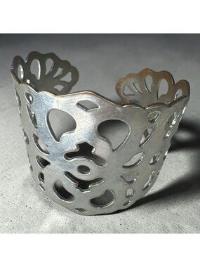 Decorative Silver-Tone Cutout Metal Cuff Bracelet Adjustable Size Lightweight De